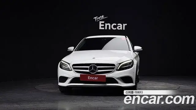 Mercedes-Benz C-Class 2020 — Фото 3/20