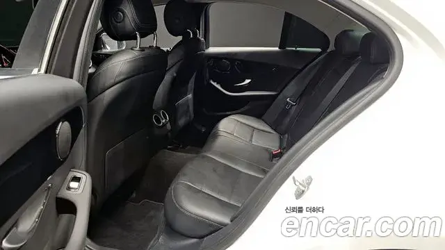 Mercedes-Benz C-Class 2020 — Фото 11/20