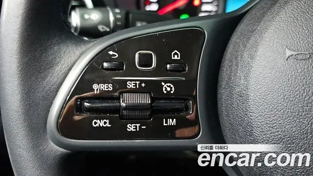 Mercedes-Benz C-Class 2020 — Фото 13/20