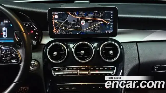 Mercedes-Benz C-Class 2020 — Фото 14/20