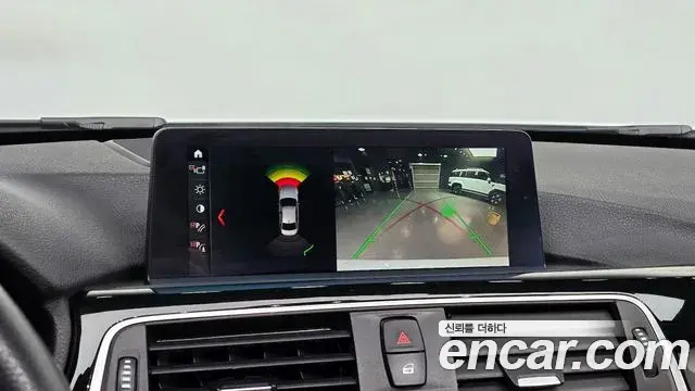 BMW 3 Series 2018 — ფოტო 19/32