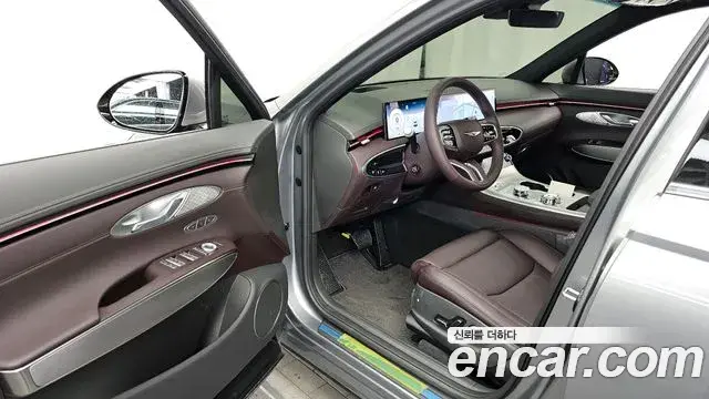 Genesis GV70 2026 — Şəkil 5/38