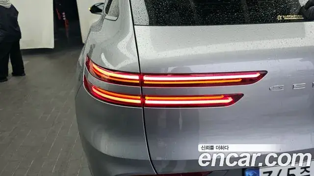 Genesis GV70 2026 — Şəkil 35/38