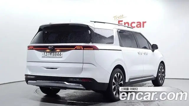 Kia Carnival 2021 — Şəkil 1/20