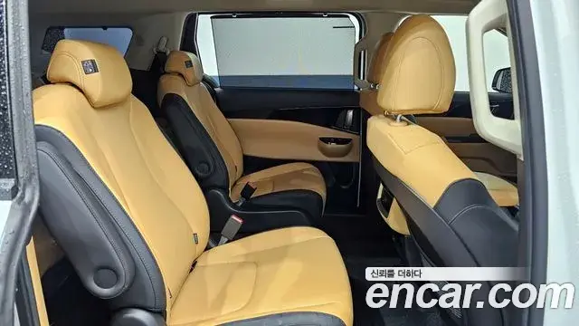 Kia Carnival 2021 — Şəkil 10/20