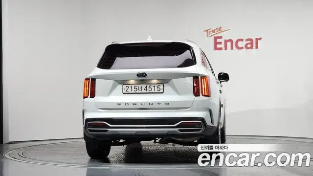 Kia Sorento 2020 — Фото 4/20