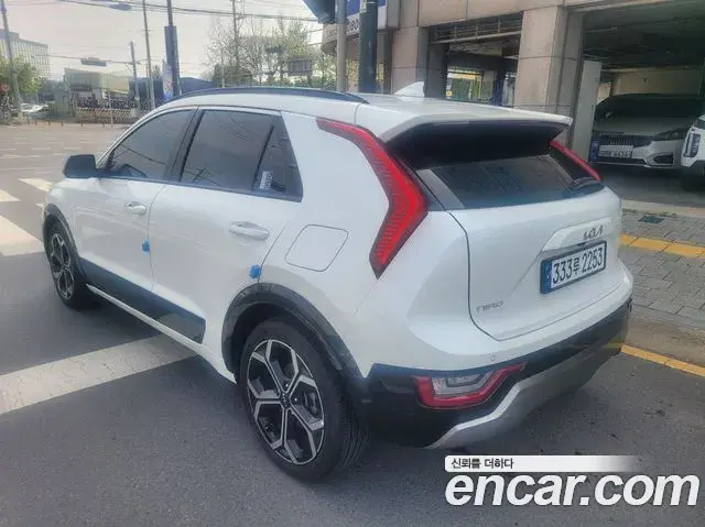 Kia Niro 2022 — Photo 6/20