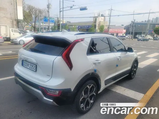 Kia Niro 2022 — Photo 10/20