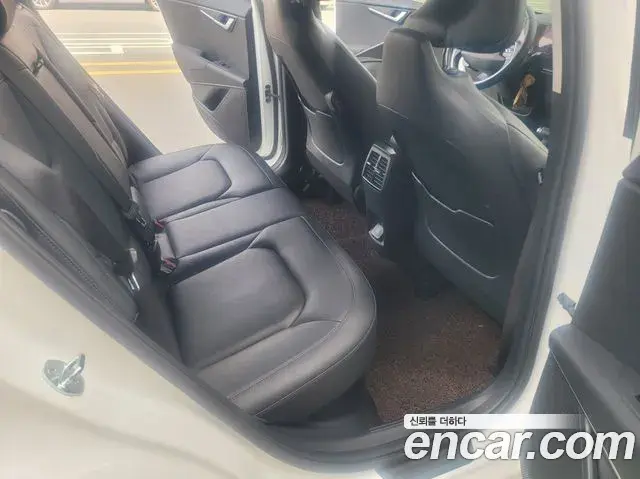 Kia Niro 2022 — Photo 2/20