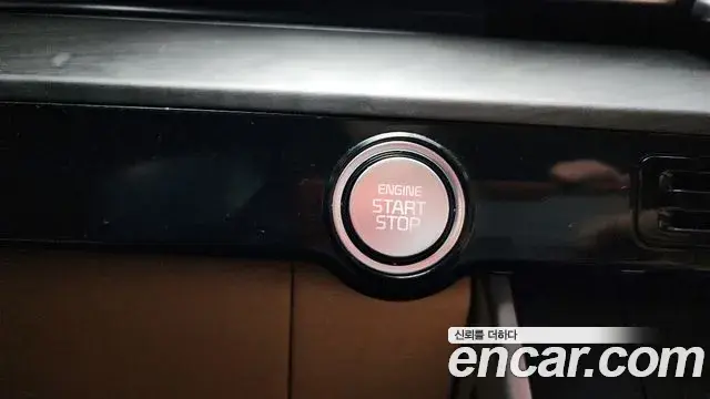 Kia Carnival 2022 — Photo 5/33