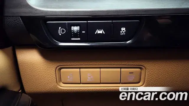Kia Carnival 2022 — Photo 26/33