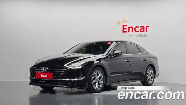 Hyundai Sonata Hybrid 2021 — Şəkil 22/31
