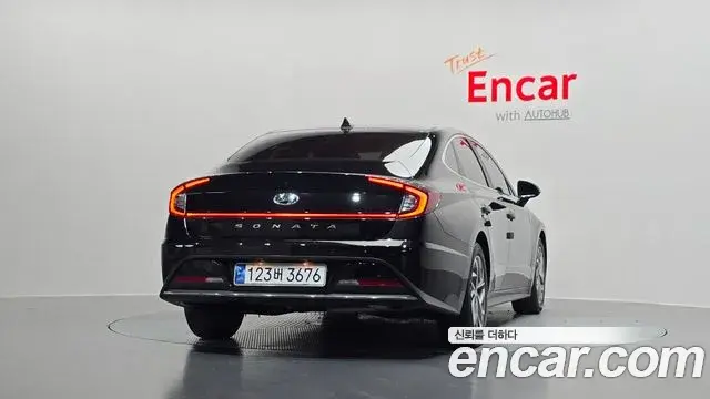 Hyundai Sonata Hybrid 2021 — Şəkil 2/31