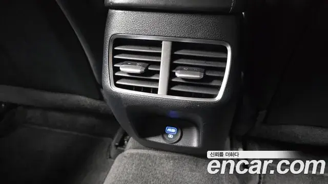 Hyundai Sonata Hybrid 2021 — Şəkil 6/31