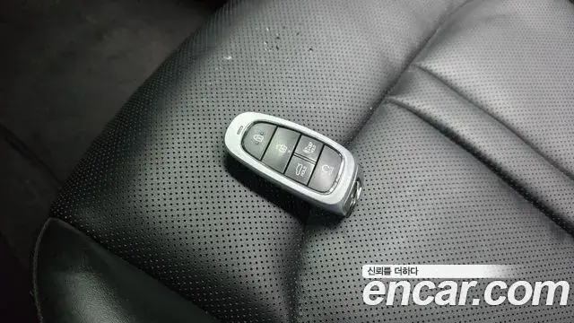 Hyundai Sonata Hybrid 2021 — Şəkil 7/31