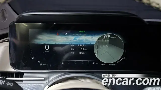 Kia Carnival 2022 — Фото 8/20
