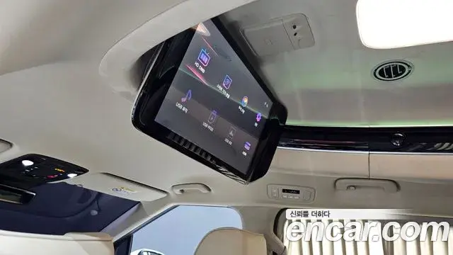 Kia Carnival 2022 — Фото 15/20