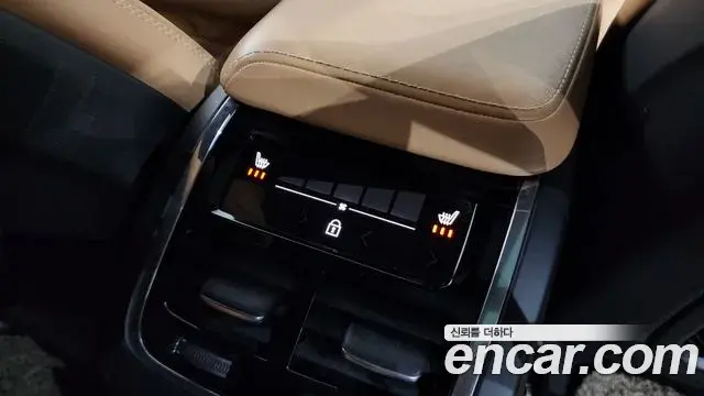 Volvo V60 Cross Country 2020 — Photo 19/36