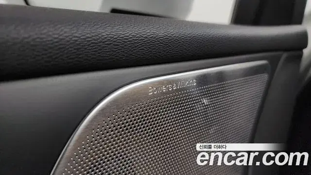 Volvo V60 Cross Country 2020 — Photo 10/36