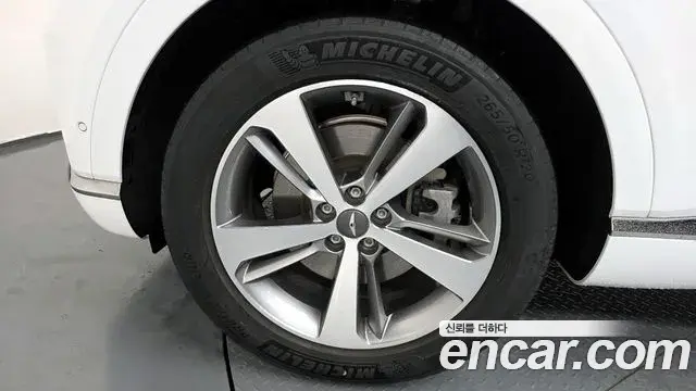 Genesis GV80 2020 — Şəkil 21/35
