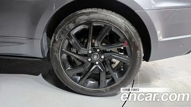 Land Rover Range Rover Sport 2018 — Şəkil 21/33