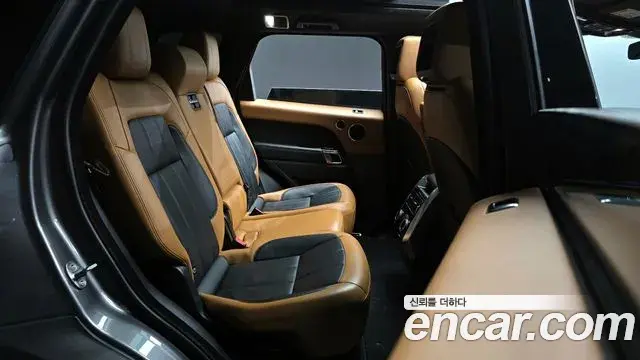 Land Rover Range Rover Sport 2018 — Şəkil 26/33