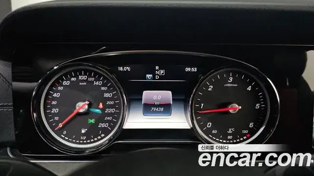 Mercedes-Benz E-Class 2018 — Фото 7/20