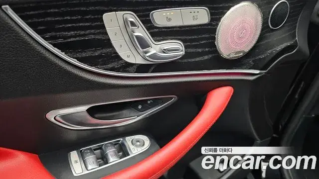 Mercedes-Benz E-Class 2018 — Фото 12/20