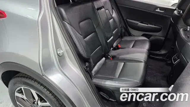 Kia Sportage The Bold 2018 — Şəkil 11/20