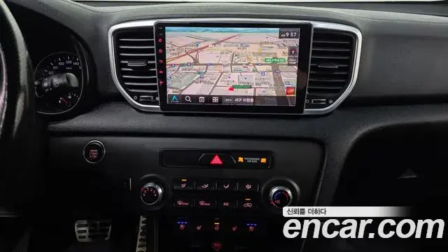 Kia Sportage The Bold 2018 — Şəkil 14/20