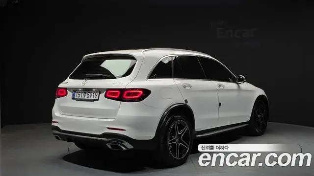 Mercedes-Benz GLC-Class 2022 — Фото 1/20