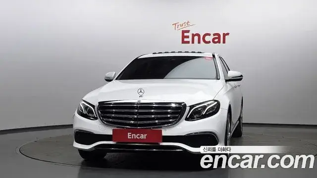 Mercedes-Benz E-Class 2020 — Şəkil 20/20