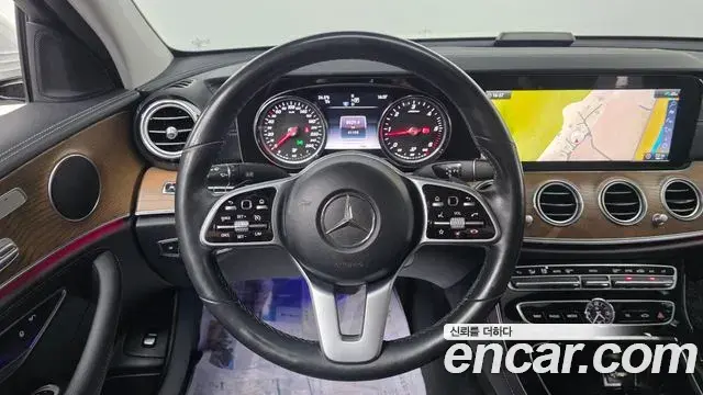 Mercedes-Benz E-Class 2020 — Şəkil 14/20