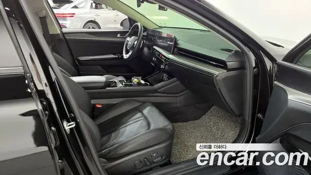 Kia K5 2024 — Şəkil 15/32