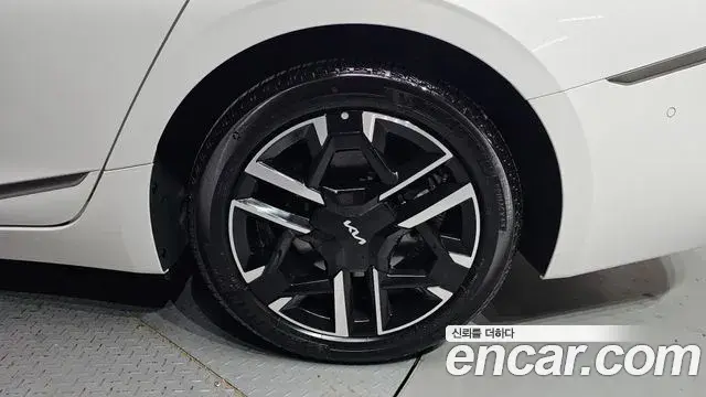 Kia K8 2024 — Şəkil 30/36