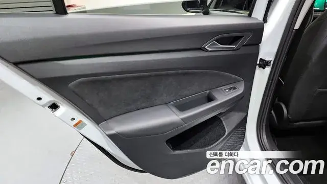 Volkswagen Golf 2024 — Photo 20/30