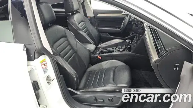Volkswagen Arteon 2020 — ფოტო 19/20