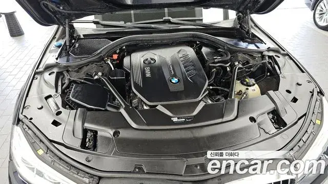 BMW 7 Series 2018 — Photo 10/20