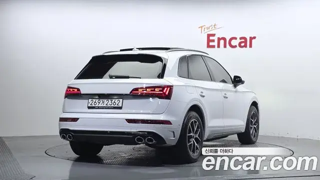 Audi SQ5 2021 — Photo 18/36