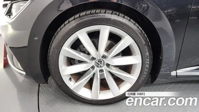Volkswagen Arteon 2022 — Şəkil 13/33
