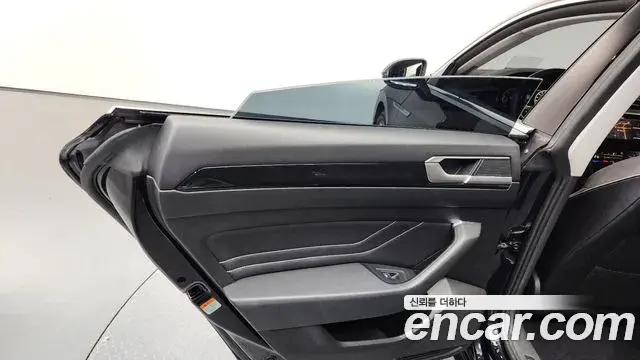 Volkswagen Arteon 2022 — Şəkil 27/33
