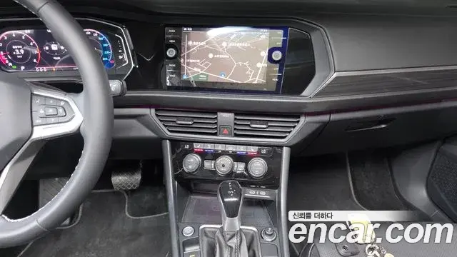 Volkswagen Jetta 2023 — Şəkil 15/31