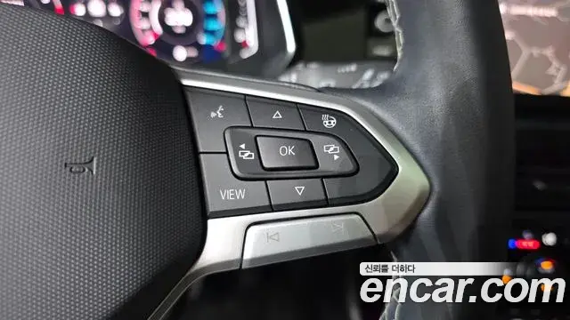 Volkswagen Jetta 2023 — Şəkil 1/31