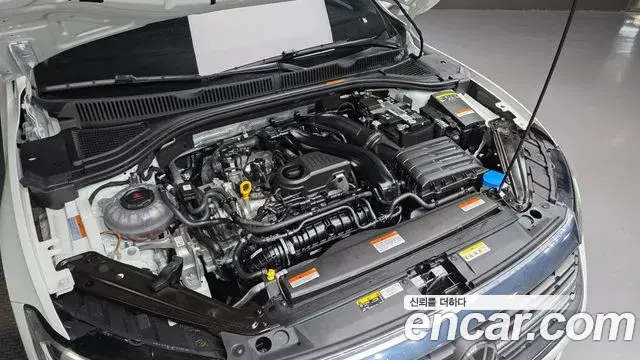Volkswagen Jetta 2023 — Şəkil 25/31