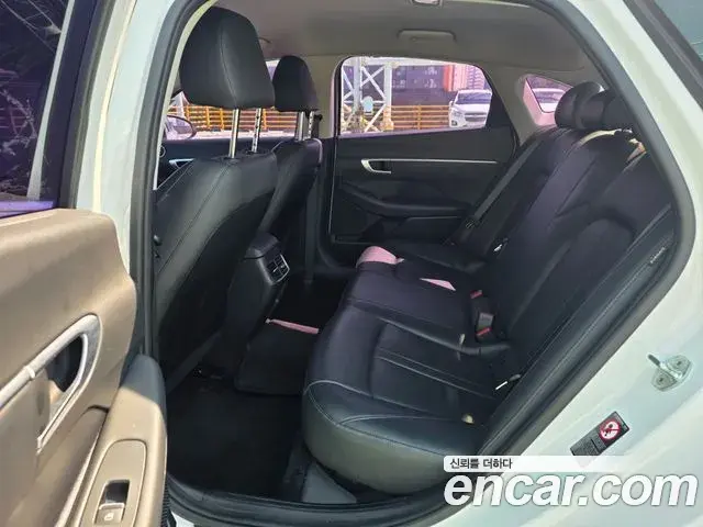Hyundai Sonata 2019 — Фото 15/20