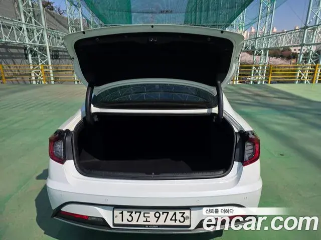 Hyundai Sonata 2019 — Фото 16/20