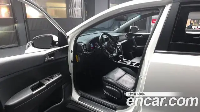 Kia Sportage The Bold 2020 — Фото 10/20