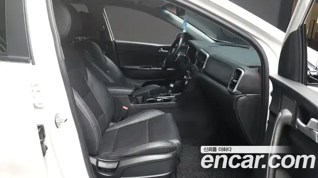 Kia Sportage The Bold 2020 — Фото 11/20
