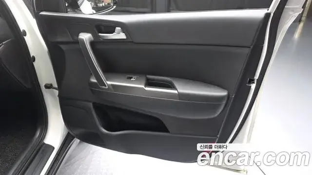 Kia Sportage The Bold 2020 — Photo 1/30