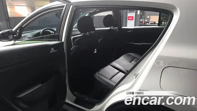 Kia Sportage The Bold 2020 — Photo 26/30